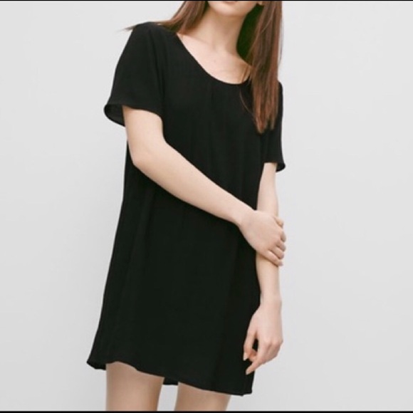 Aritzia Dresses & Skirts - Aritzia Wilfred Free Teigen black dress size XS Aritzia Dresses & Skirts - Aritzia Wilfred Free Teigen black dress size XS